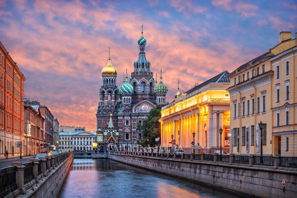 السياحة في سانت بطرسبرغ السياحة في سانت بطرسبرغ