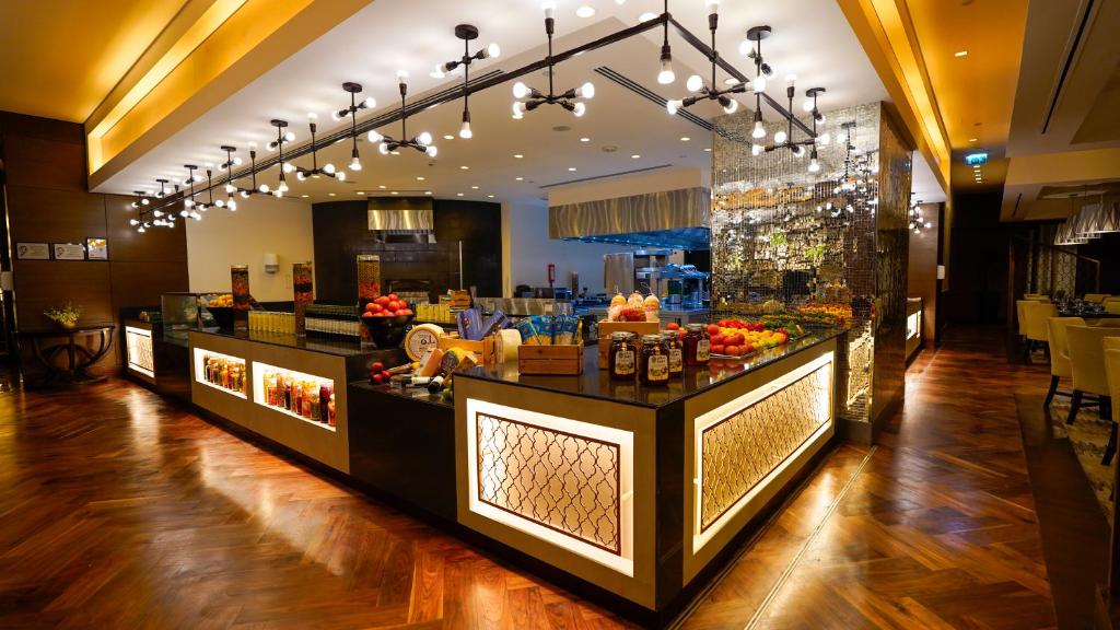 فندق جبل عمر حياة ريجنسي مكة: الدليل الاستراتيجي الشامل للإقامة والحجز 1 فندق جبل عمر حياة ريجنسي مكة